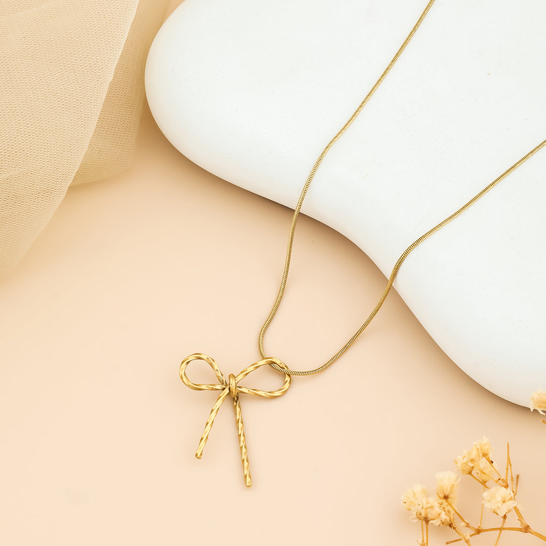 Ribbon Designer Locket Chain