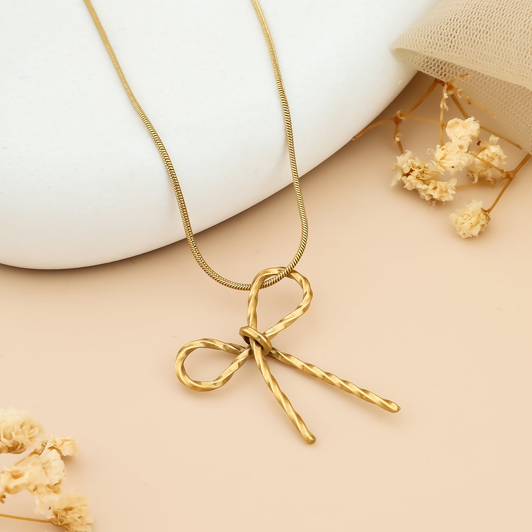 Ribbon Designer Locket Chain