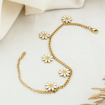 Minimal white flower chain bracelet
