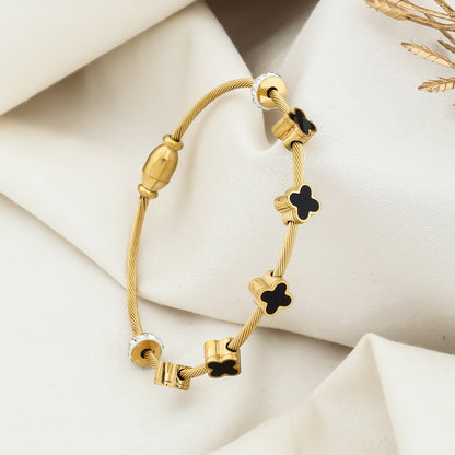 Black flower minimal kada