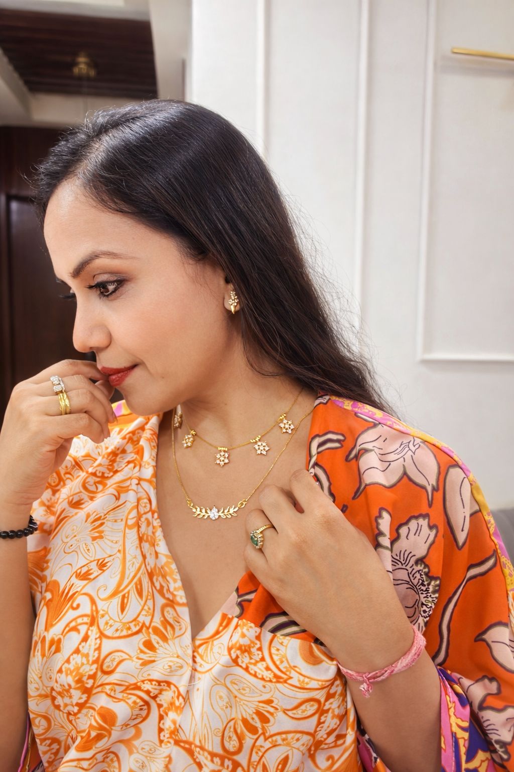 Necklace- invisible chain